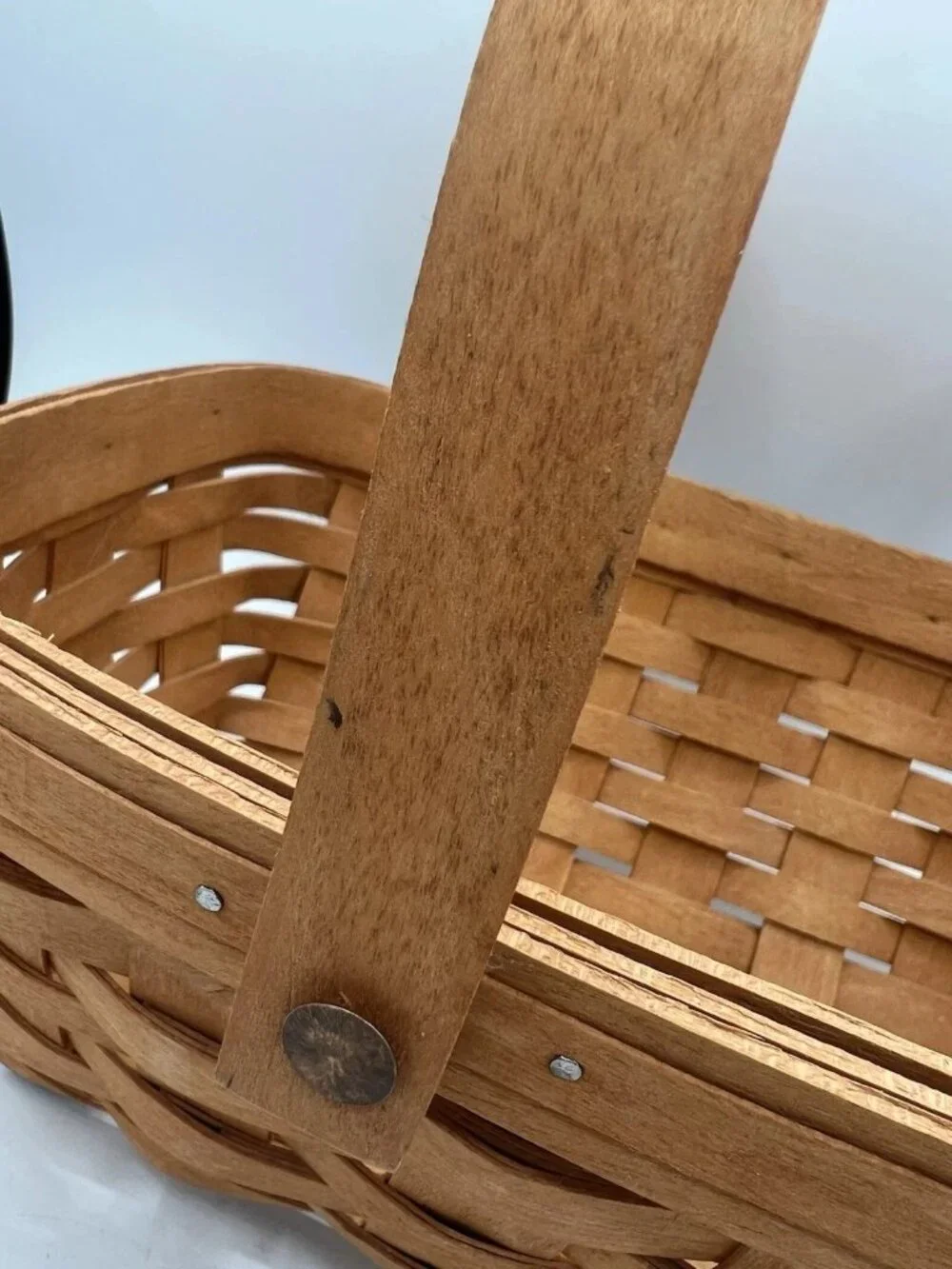 Longaberger 1995 Medium Chore Basket – Handwoven Maple–Classic Utility Basket